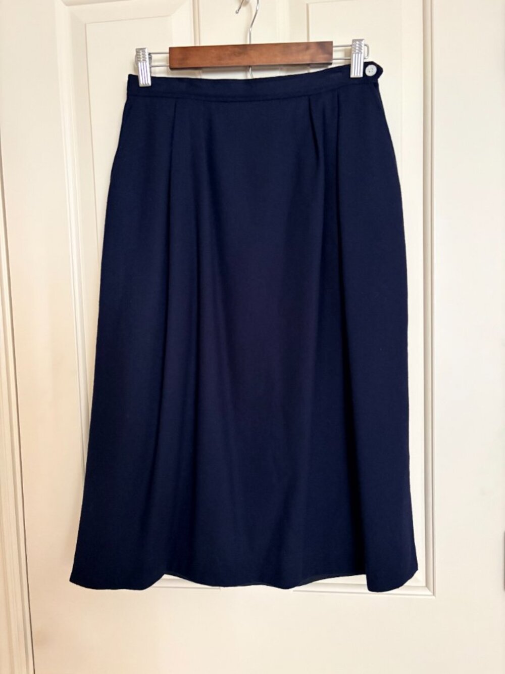 Vintage Evan Picone Navy Blue Wool Blend Midi Skirt Size 14 Union Made ILGWU USA